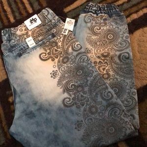 Imperious EST.1993  Jeans